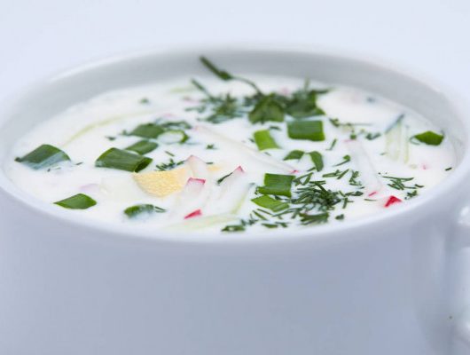 Холодый огуречный суп с йогуртом