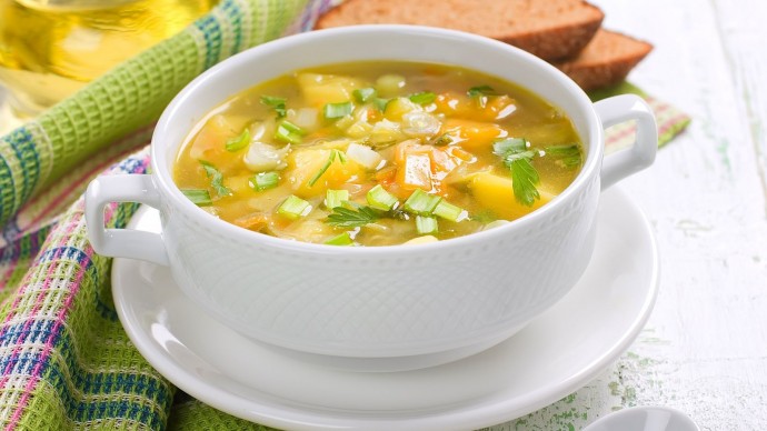 Боннский суп с луком и зеленью