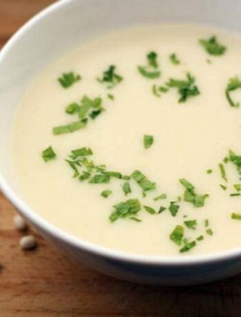 Суп-пюре из белой фасоли с чесноком