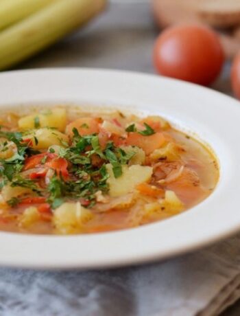 Постный суп с сельдереем и болгарским перцем