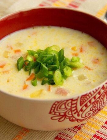 Сырный суп с ветчиной и овощами