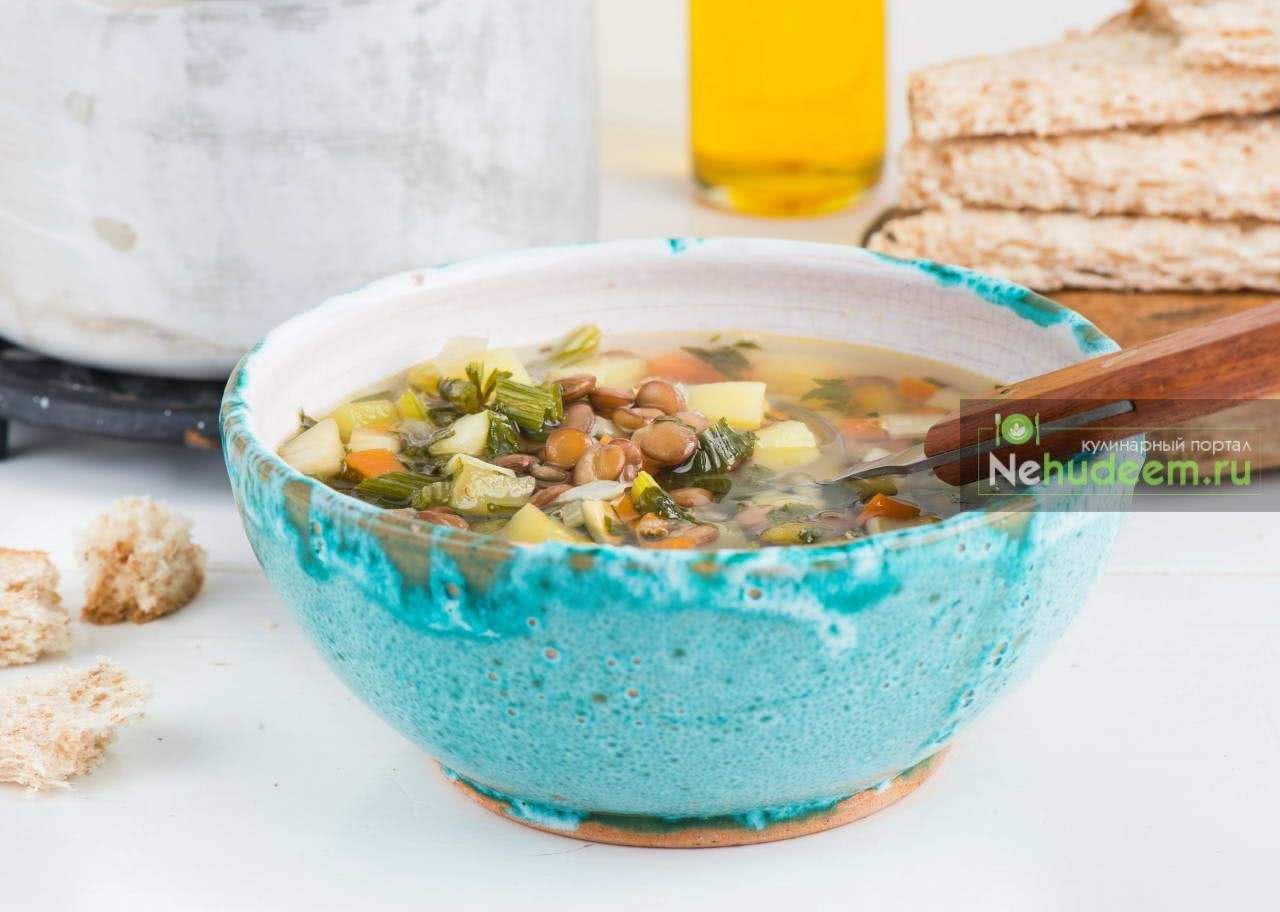 Овощной суп с чечевицей и шпинатом