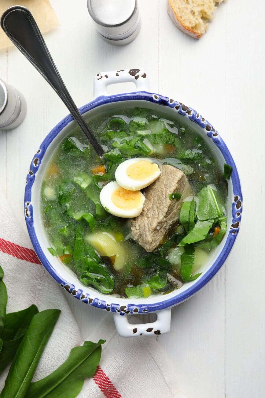 Щавелевый суп с яйцом (зеленый борщ)