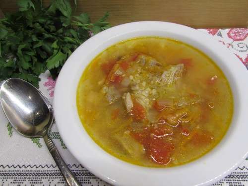 Суп из говядины с кускусом и овощами