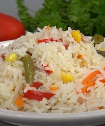 Рис с замороженными овощами в мультиварке
