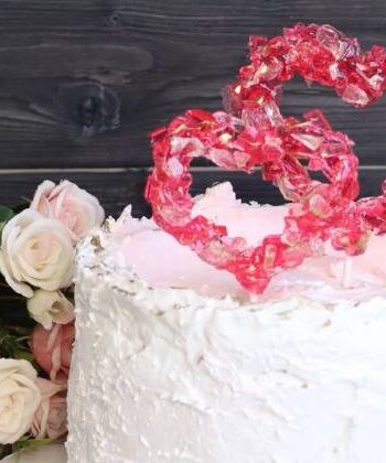 Как украсить торт на день влюбленных в форме сердца
