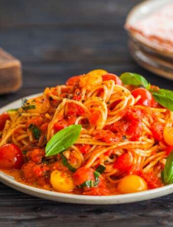 Спагетти “неаполитано”