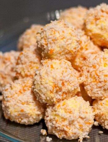 Видео-рецепт: сырные шарики как закуска