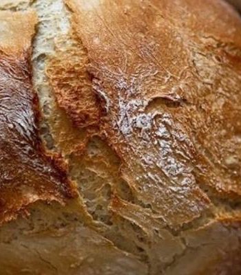 Видео-рецепт приготовления домашнего хлеба на дрожжах в духовке: состав, калорийность