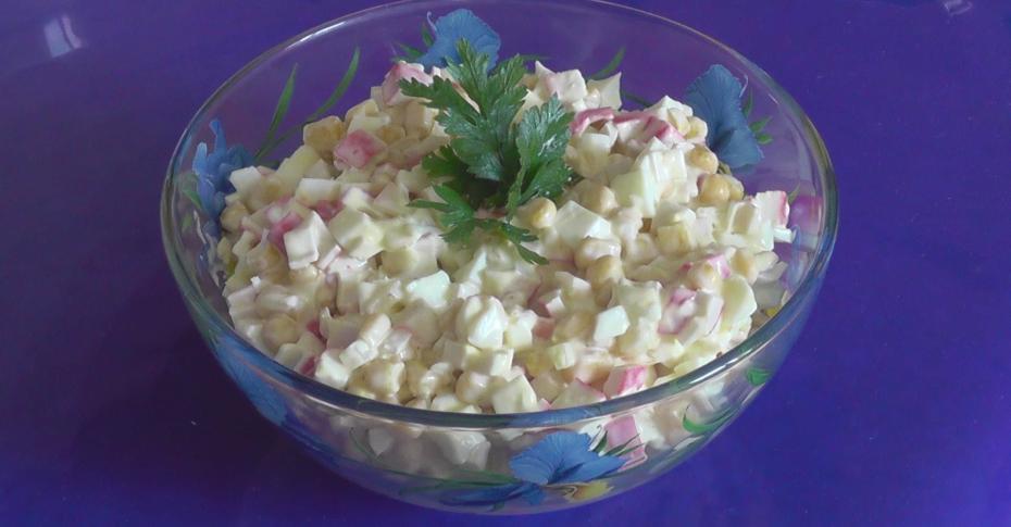 Видео-рецепт приготовления крабового салата с рисом