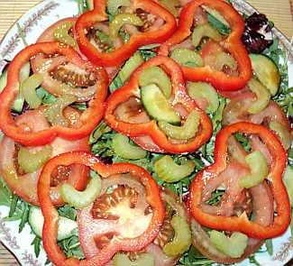 Овощной салат с соевым соусом