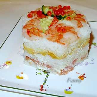 Закусочный суши-тортик
