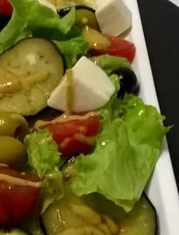 Салат с овощами гриль и адыгейским сыром