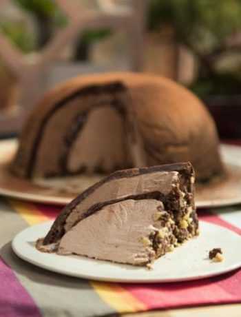 Брауни – слоеный торт с мороженым