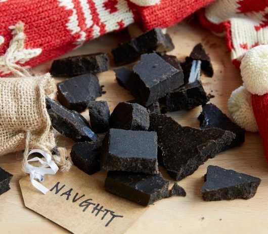 Рождественские конфеты уголь