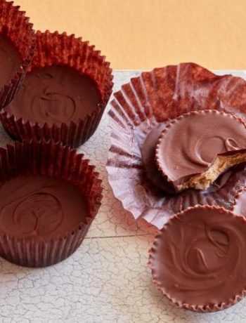 Домашние шоколадные конфеты с начинкой из арахисовой пасты