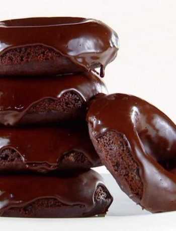 Веганские пончики в шоколаде