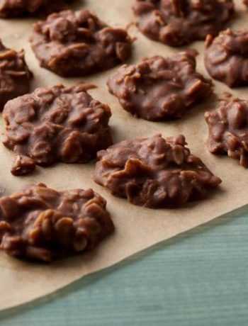 Шоколадное печенье с арахисовой пастой без выпечки