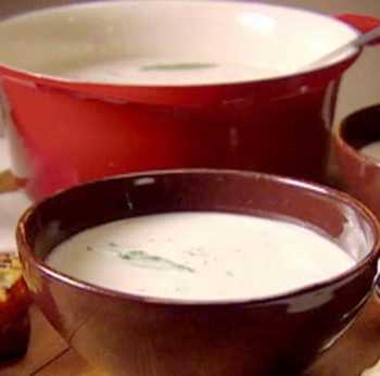 Тосканский суп из белой фасоли с чесноком