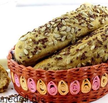 Ржаные булочки с семенами льна