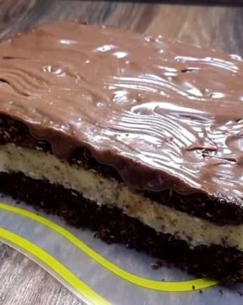 Пирожное «Брауни» с темным шоколадом