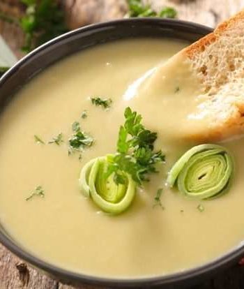 Луковый суп из порея