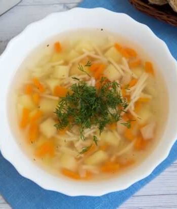 Легкий суп с вермишелью