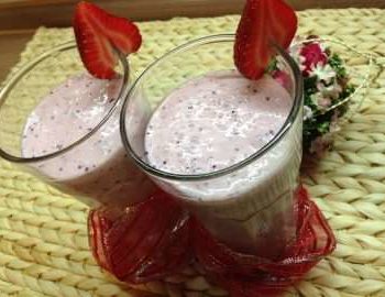 Молочно ягодный коктейль