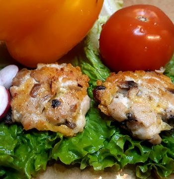 Куриные котлетки с сыром и грибами «Аппетитные» – пошаговый рецепт