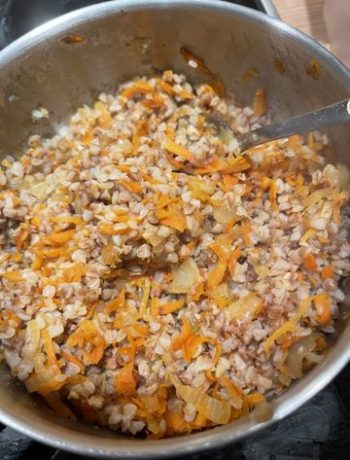 Греча «Необыкновенная» с луком и морковью – пошаговый рецепт