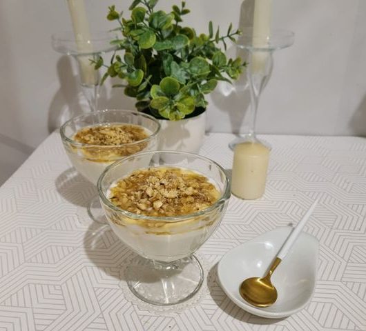 Мацони с медом и орехами – пошаговый рецепт