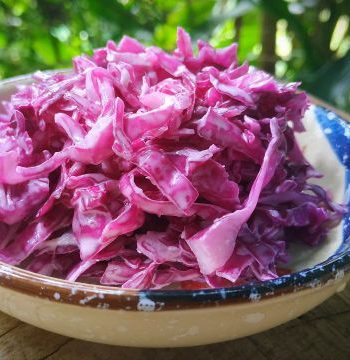 Салат из капусты «Чесночный» – пошаговый рецепт
