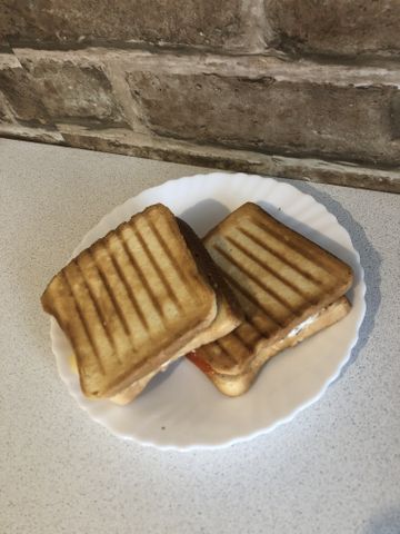 Горячие бутерброды к завтраку – пошаговый рецепт