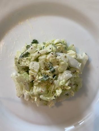 Салат из пекинской капусты и сельдерея – пошаговый рецепт