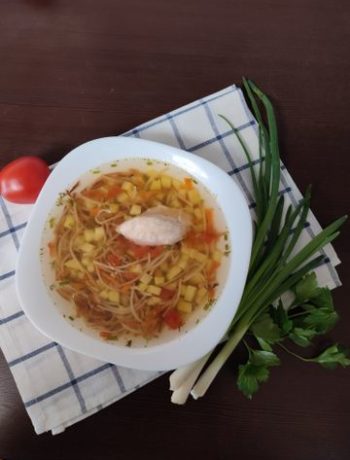 Легкий суп с жареной лапшой – пошаговый рецепт