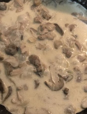 Куриное филе с грибами в сметанном соусе – пошаговый рецепт