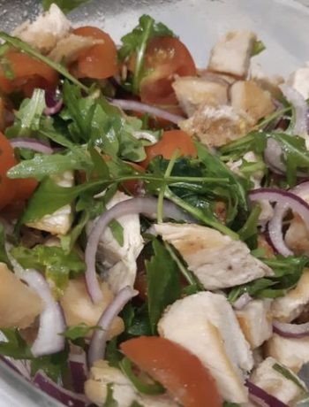 Ароматный салат с руколой и куриным филе – пошаговый рецепт