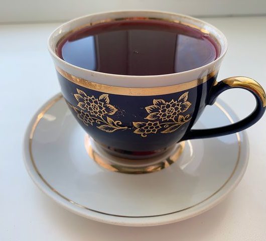 Насыщенный витаминный чай со смородиной – пошаговый рецепт
