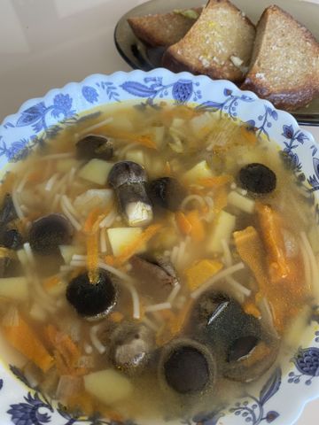 Постный грибной суп с подосиновиками