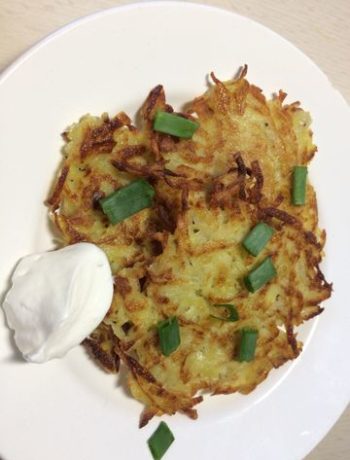 Картофельные драники с сыром на перепелином яйце – пошаговый рецепт
