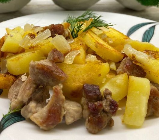 Картофель с хрустящей свининой – пошаговый рецепт