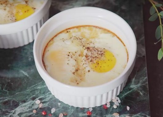 Запеченные яйца – пошаговый рецепт