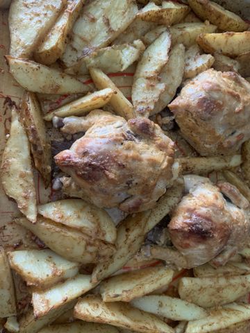 Цыплята-корнишоны с картошкой по деревенски – пошаговый рецепт