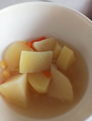 Гороховый суп на косточке с жирком