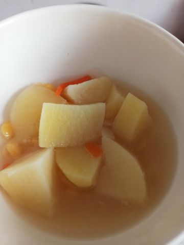 Гороховый суп на косточке с жирком