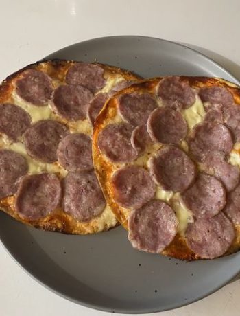 Сочная пицца за 15 минут на лаваше – пошаговый рецепт