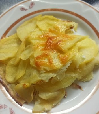 Запеченная картошка слоями – пошаговый рецепт