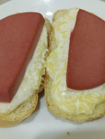 Бутерброд из сметаны и сыра