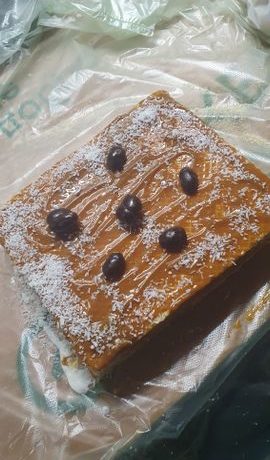 Вафельный торт с вареной сшущенкой – пошаговый рецепт
