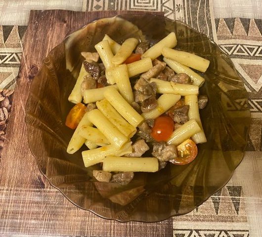 Блюдо «Сошени» с говядиной и макаронами